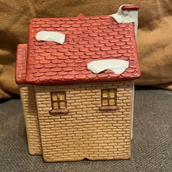 Sweet Shop Light Ceramic Christmas House, New, Colorful - Picture 5 of 8